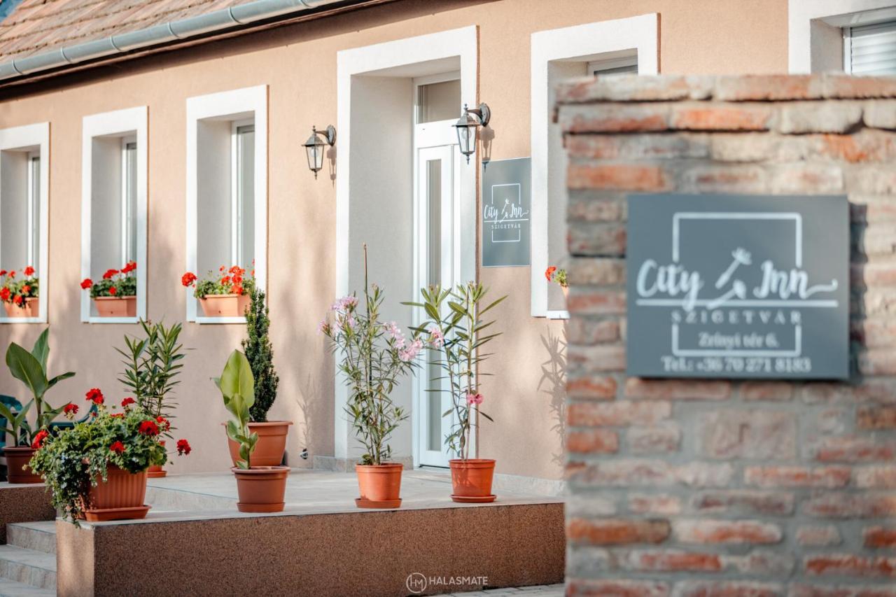 City Inn Szigetvar Bagian luar foto